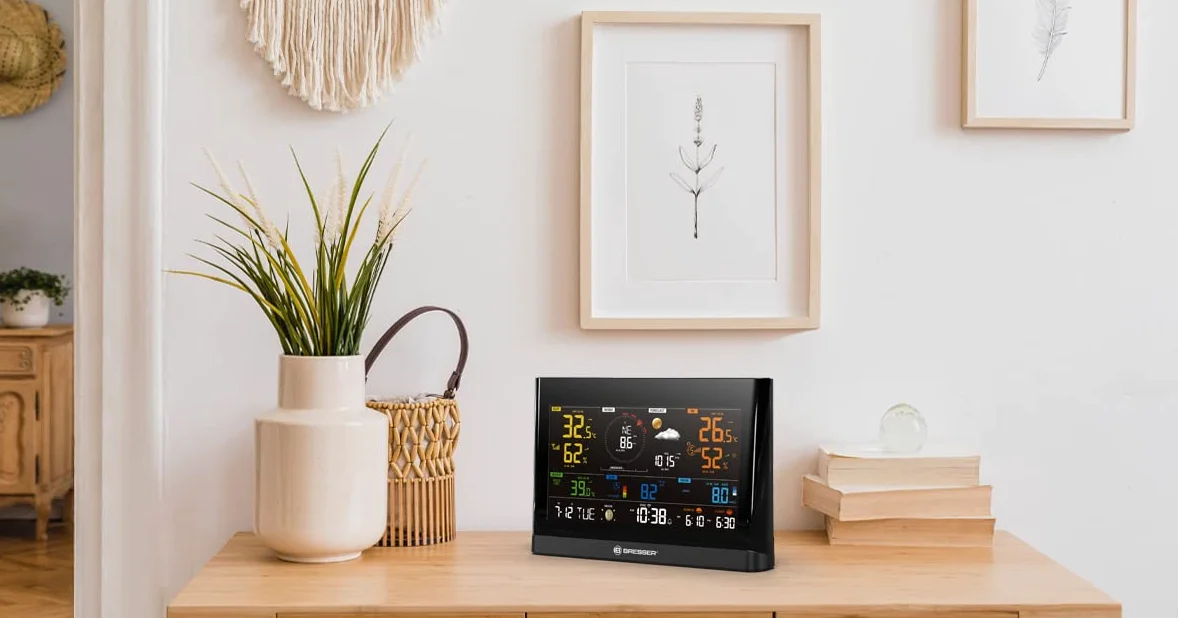 BRESSER -Centrale meteorologica WLAN Comfort con sensore professionale 7 in 1 e moderno display a colori