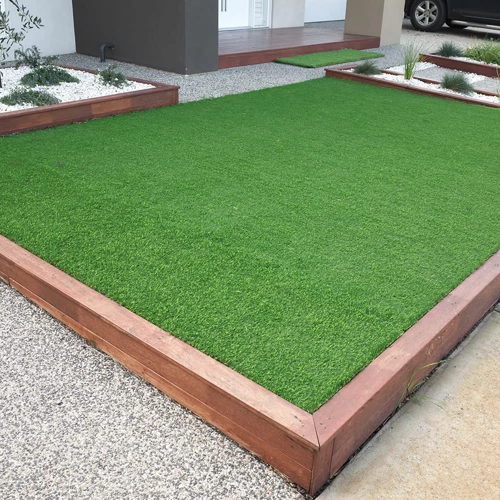 OLIVO.Shop - LUXURY SOFT GRASS GREEN Erba sintetica per giardini e terrazze, Prato sintetico 40 mm drenante, Manto erboso a rotoli artificiale, varie misure (Metri 2x10)