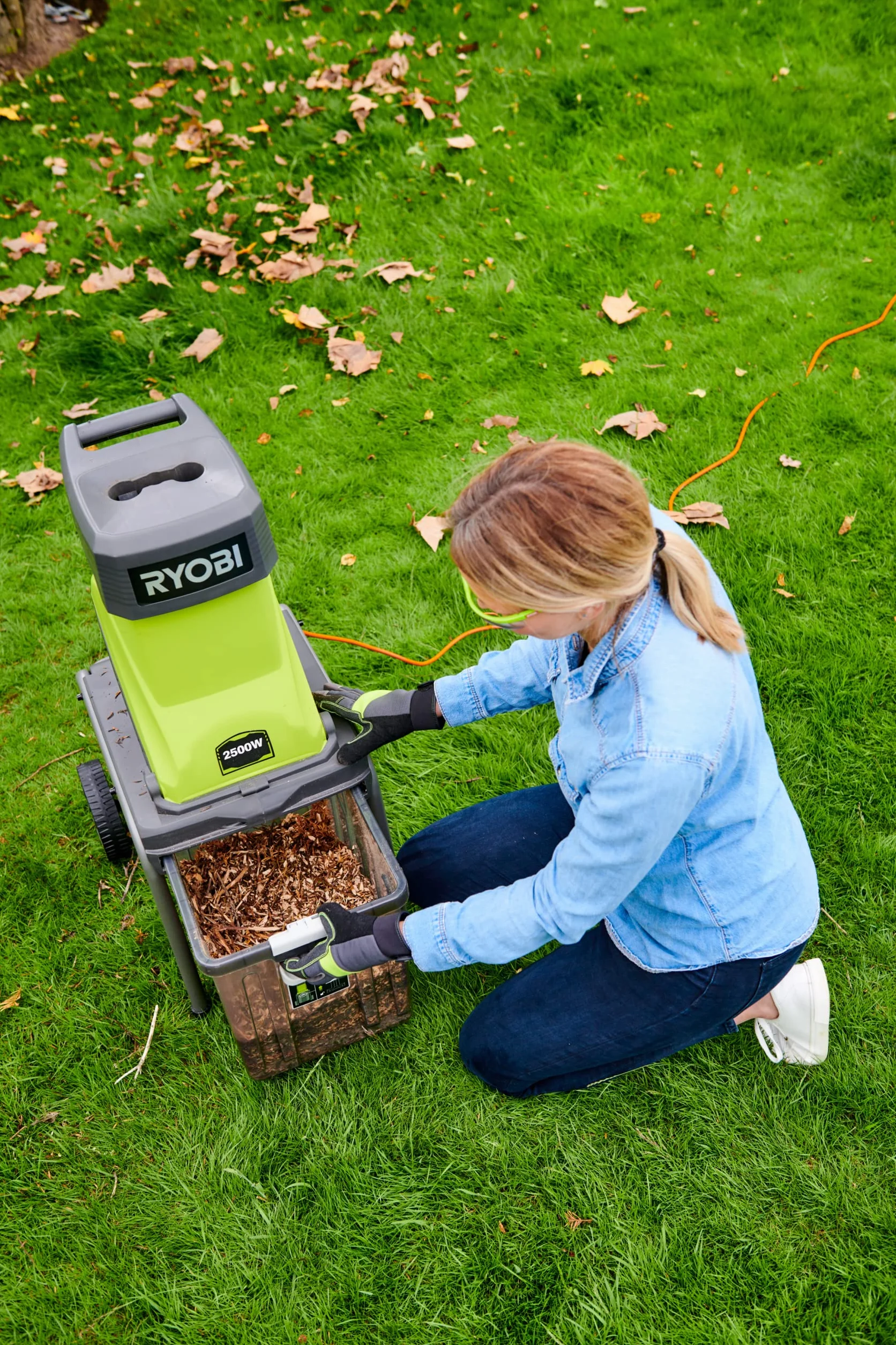 Ryobi RSH2545B Biotrituratore Elettrico 2500W 45mm Telaio Acciaio Cesto 40L
