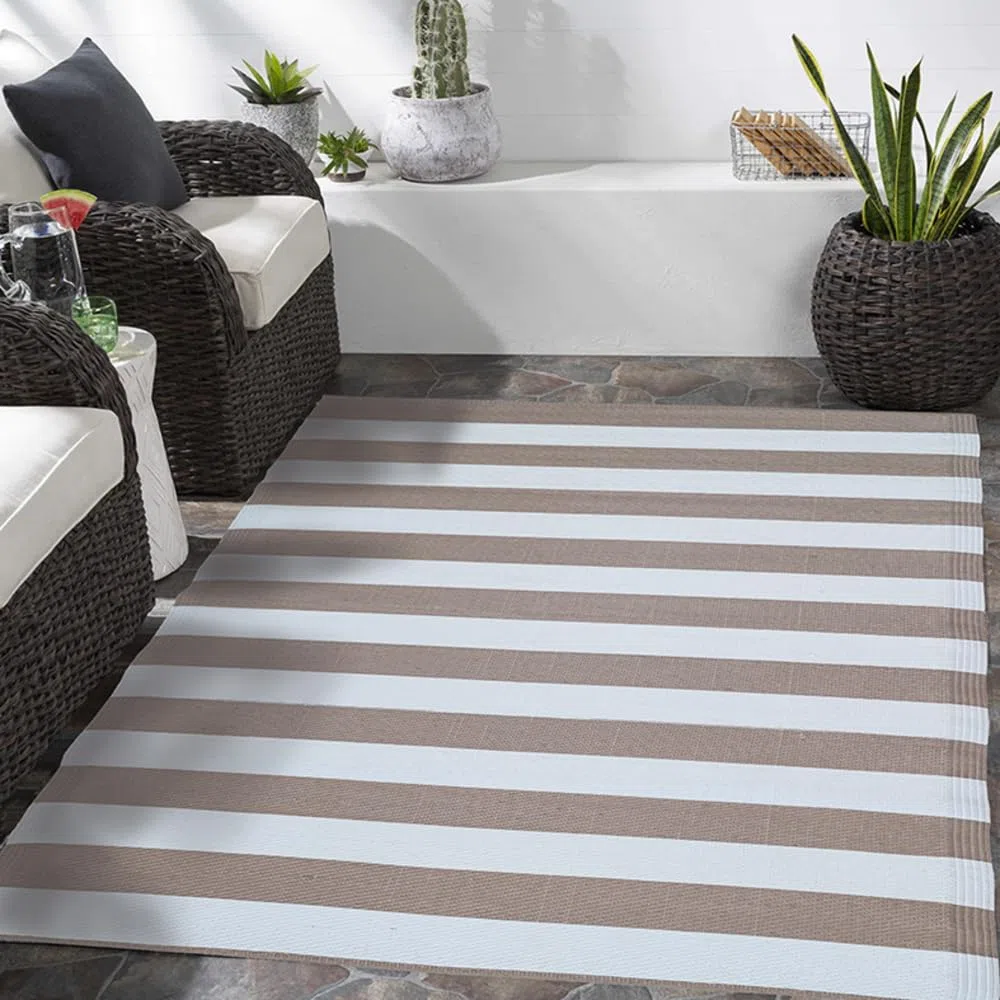 VERDELOOK | Tappeto Summer a Righe Bianco/Beige 180x270 cm in Polipropilene, Tappetino per Interni ed Esterni Lavabile, Arredo Tessile per Giardino, Terrazza e Balcone