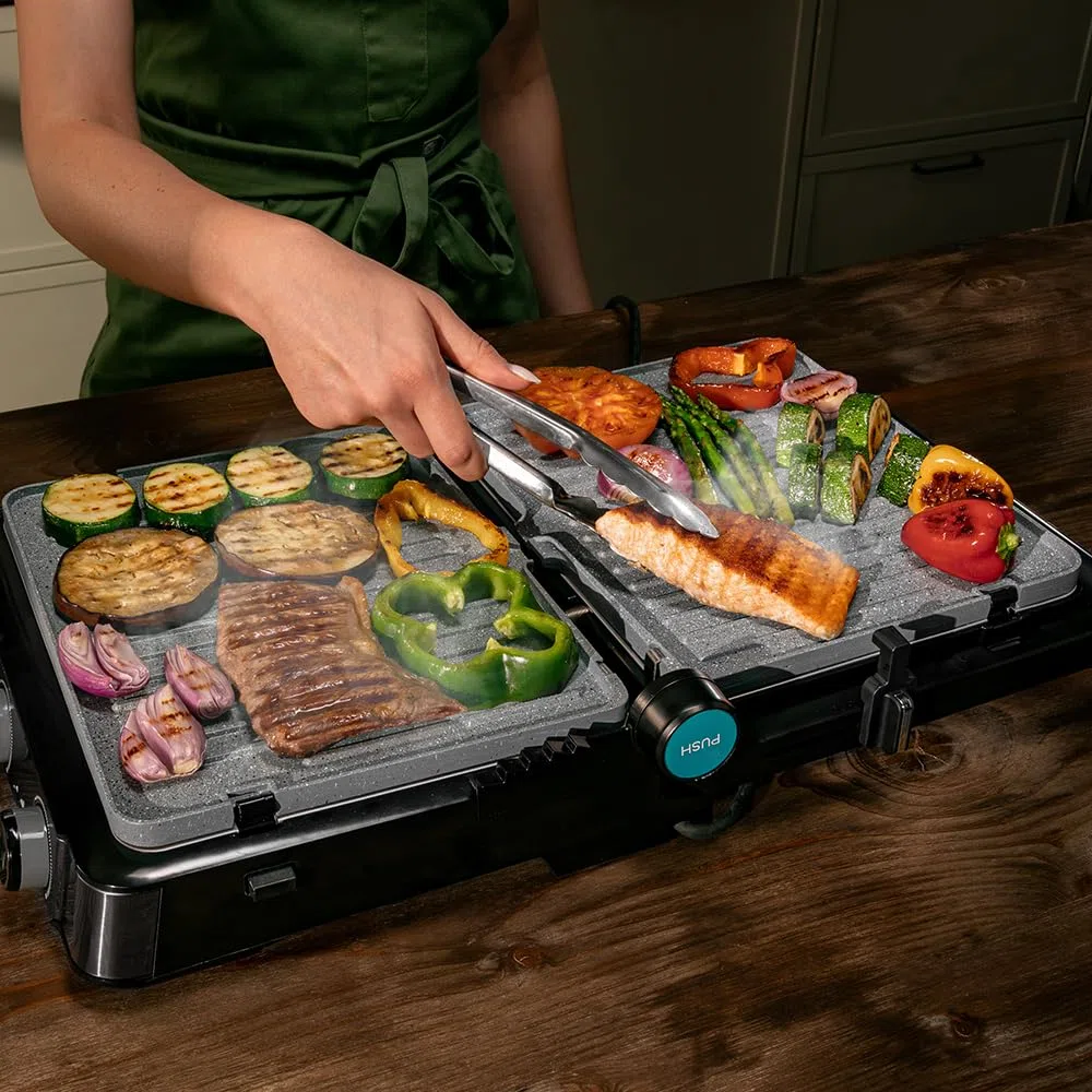 Cecotec Griglia Elettrica con Grill Rock’nGrill 2200 Dual. 2200W, Apertura 180º, Dual Temp, Rivestimento Antiaderente RockStone, Piastre Reversibili, Raccogli Grassi, Indicatore Luminoso, 29x23cm