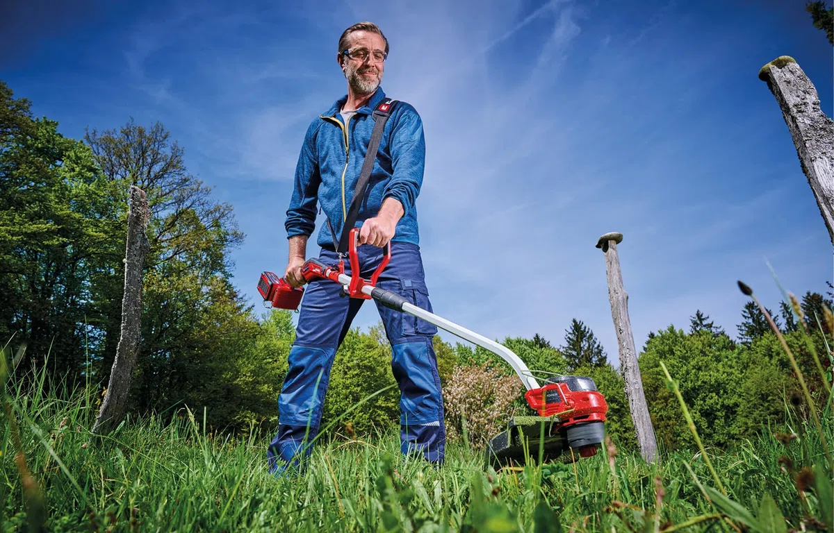 Einhell Professional, tosaerba a batteria GP-CT 36/35 Li BL-Solo Power X-Change (36 V, bobina di filo con testina automatica, Brushless, Flowerguard, senza batteria)