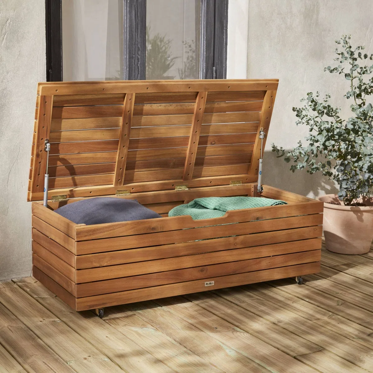 sweeek Baule da Giardino in Legno con rotelle, 110L Marrone Naturale - 107x78x49 cm