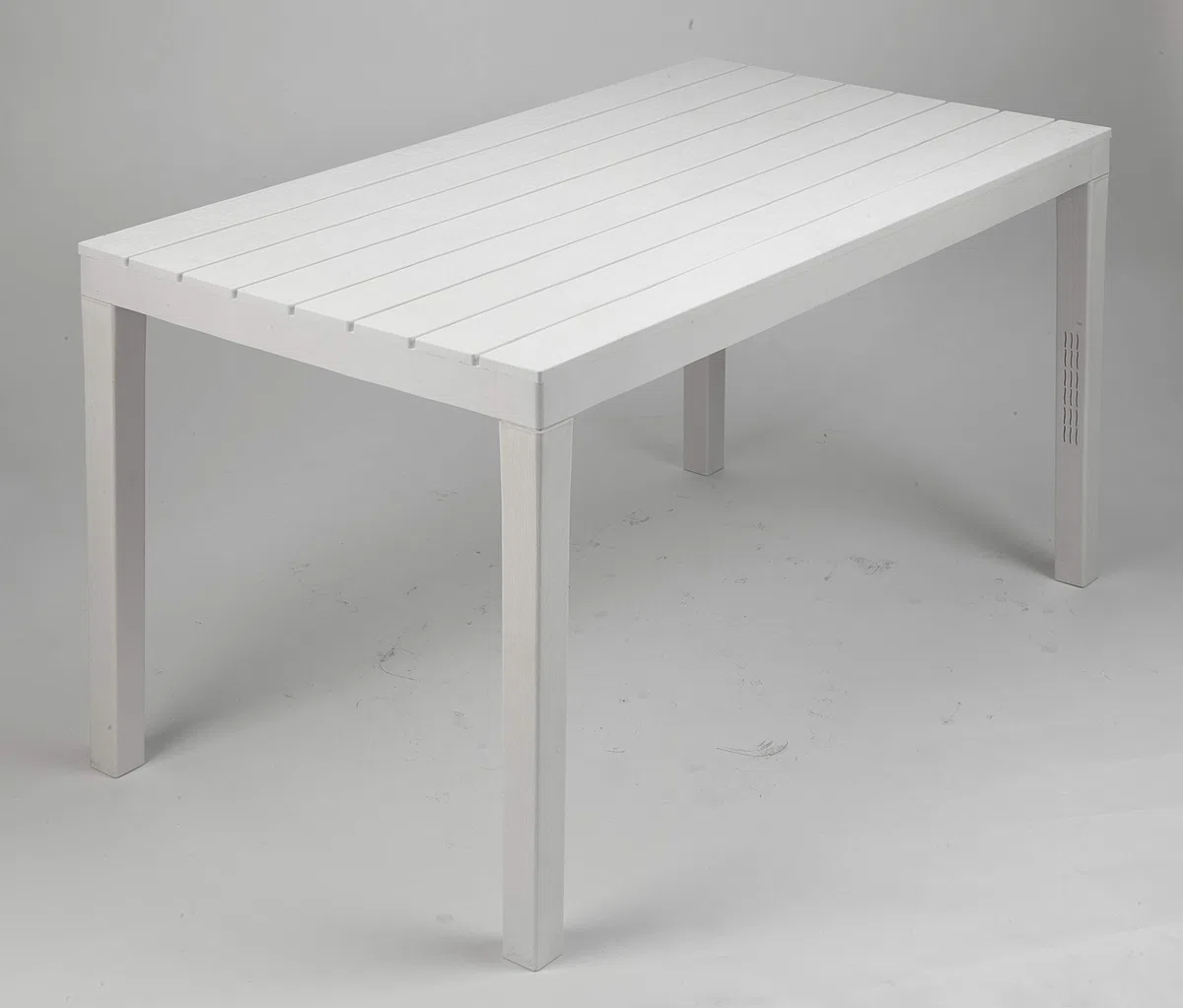 Dmora - Tavolo da esterno Vasto, Ripiano rettangolare da pranzo, Tavolo da giardino indoor e outdoor multiuso, 100% Made in Italy, 138x78h72 cm, Bianco