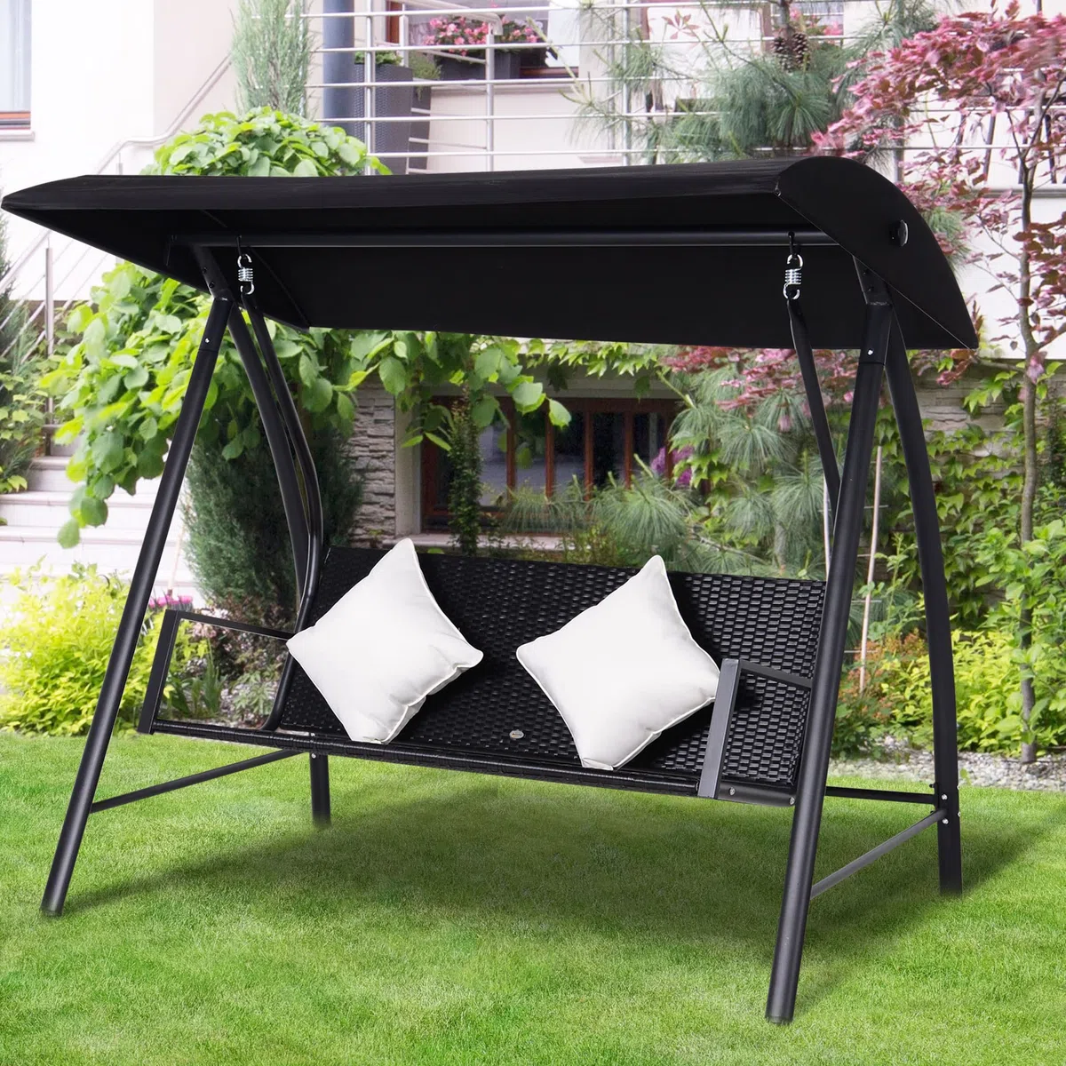Outsunny Dondolo Polyrattan da Giardino a 3 posti, 2 Cuscini e Baldacchino Ferro Verniciato a Polvere Tetto Idrorepellente Cuscini Sfoderabili 198x124x179cm 360kg