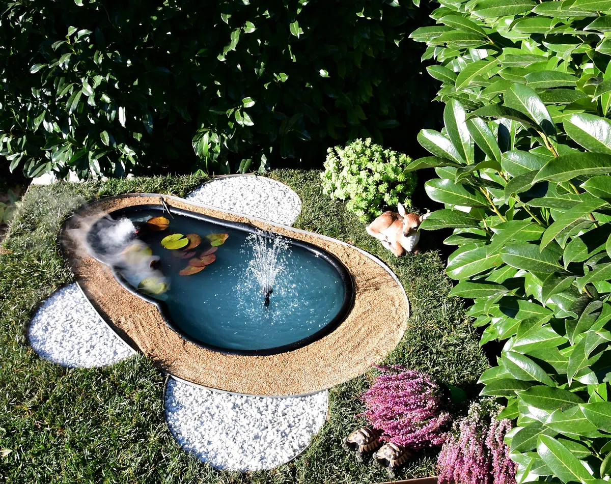 Giardini d'Acqua Laghetto da Giardino Nero MOD Vico Lt 300 Stagno Preformato Nero Vasca Piante Pesci Koi DIY
