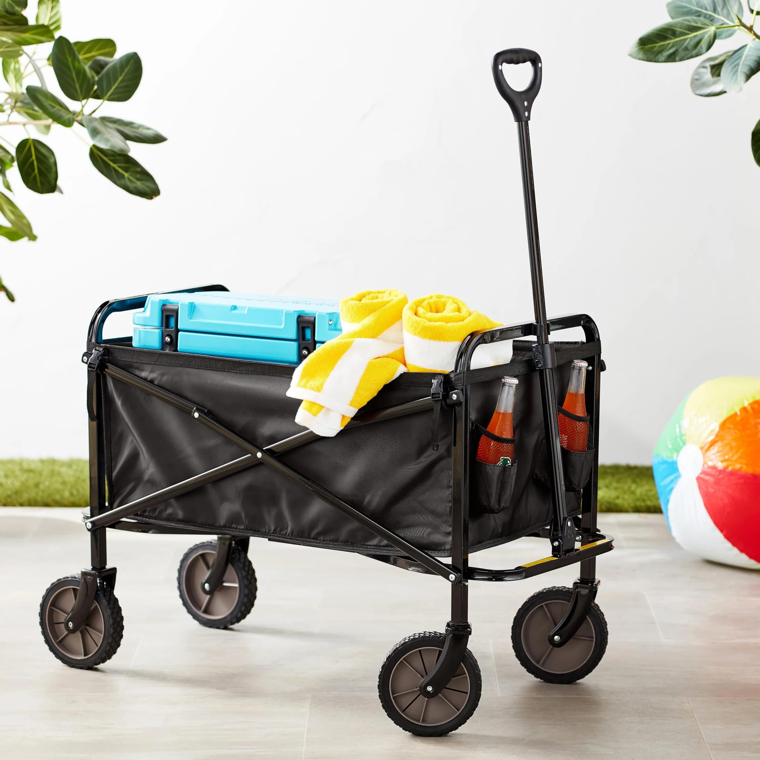 Amazon Basics Collezione Utensili da Giardino - Carrello da giardino, pieghevole, per esterni, con borsa di custodia, nero