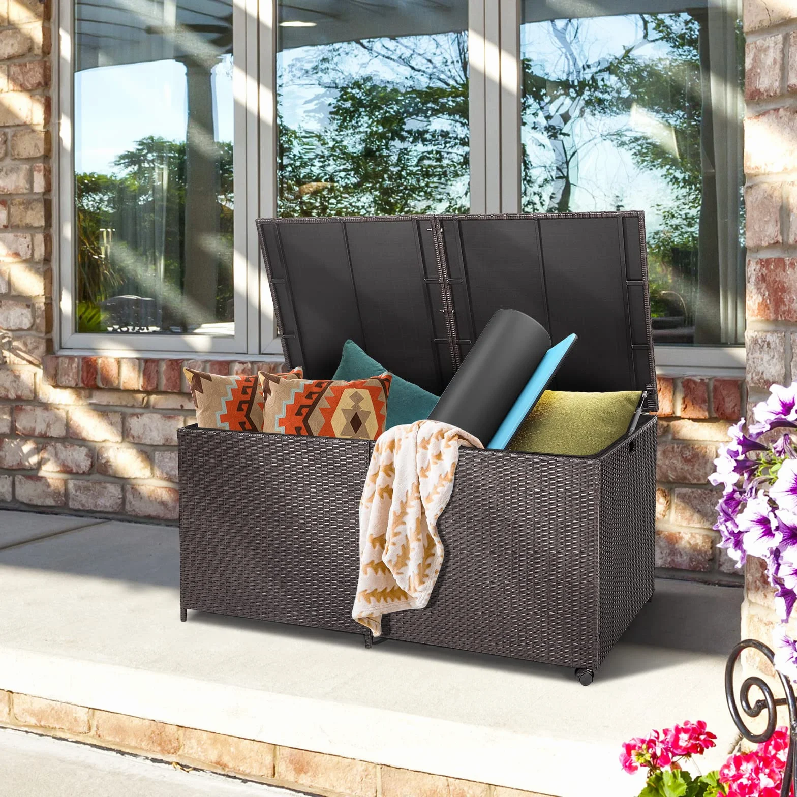 GIANTEX Contenitore per cuscini in rattan, 662 litri, con coperchio, con 2 ruote e manici, resistente alle intemperie, con tasca interna, con molla a gas, 150 x 77 x 72 cm