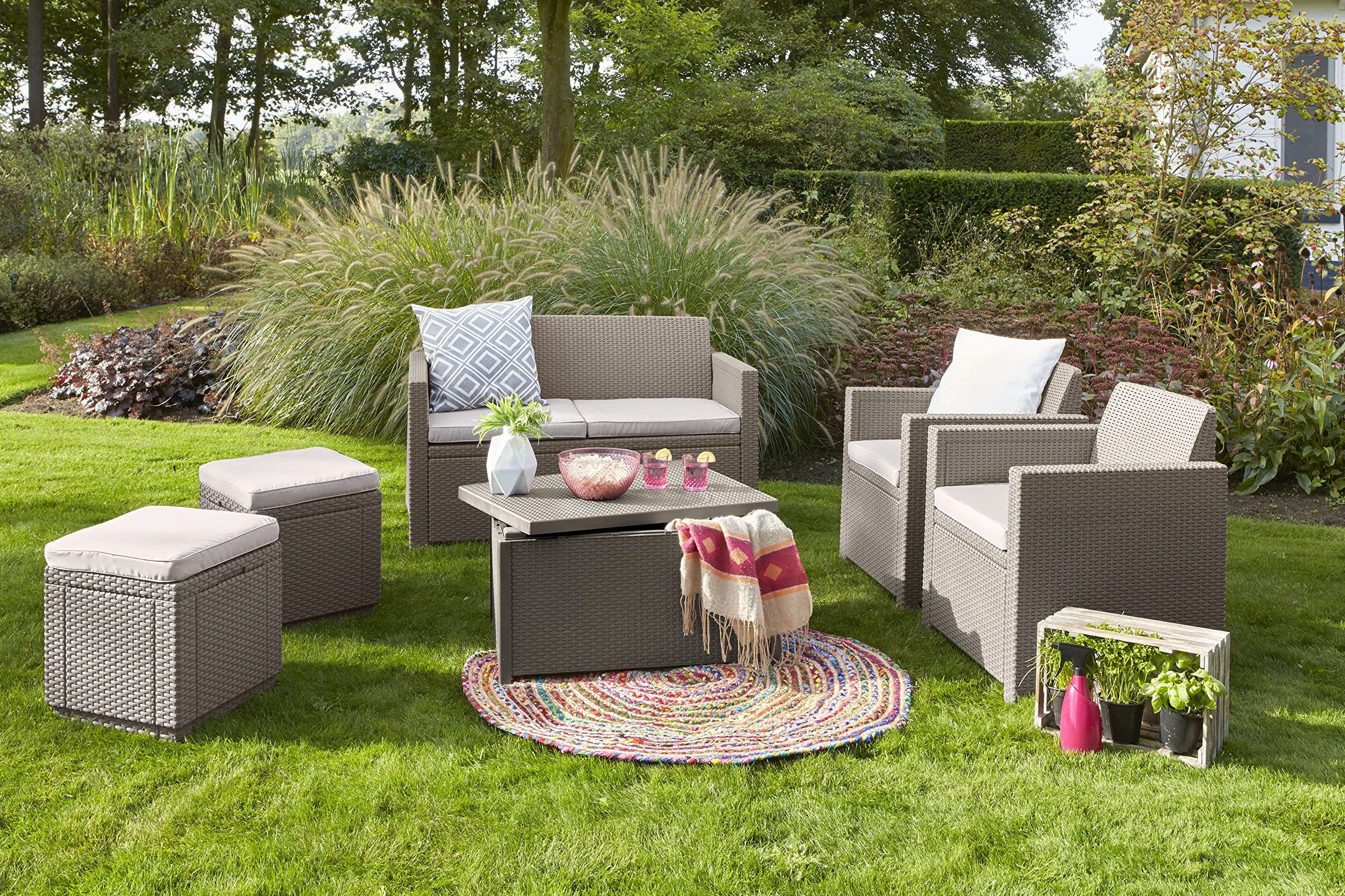 Allibert by Keter Cube - Sgabello con vano portaoggetti, con Coperchio Rimovibile, Effetto Rattan Piatto, Resistente alle intemperie, 42 x 42 x 39 cm, Colore: Grigio