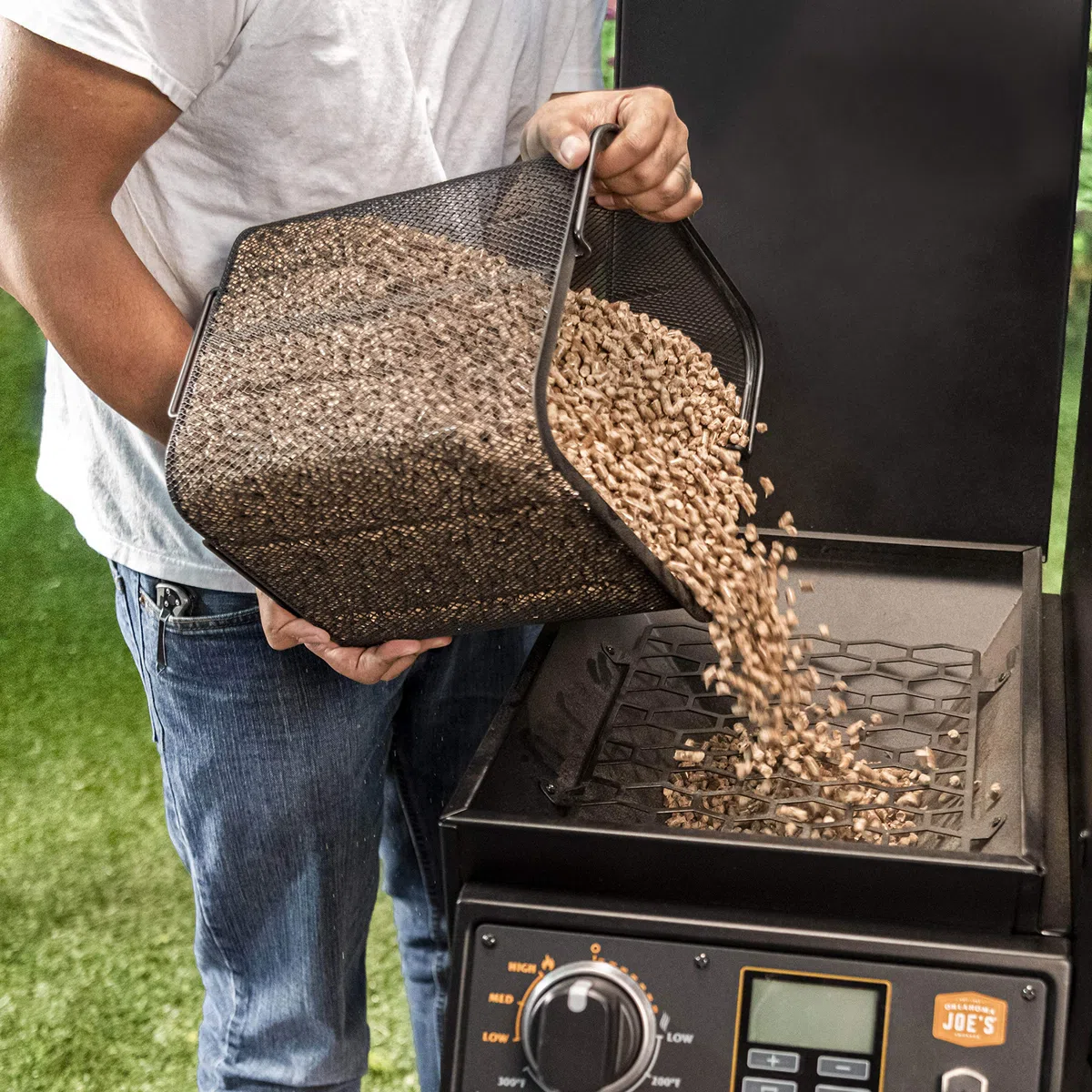 Oklahoma Joe's 5159038W01 Kit Secchio Pellet, Nero