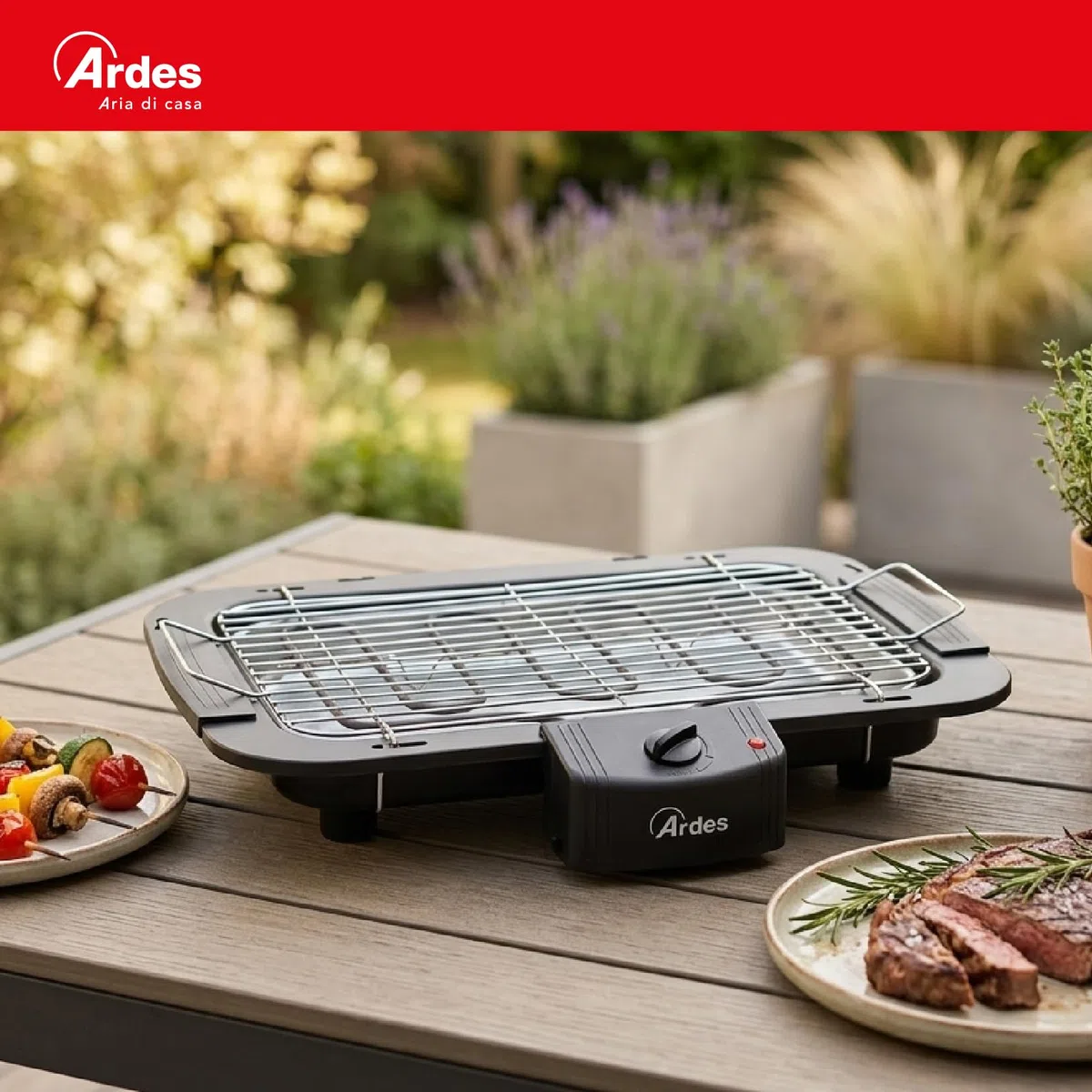 Ardes BRASITO1 Barbecue Elettrico senza Fumo 2200 W con Griglia Rimovibile, Vaschetta per Acqua e Termostato Regolabile, Ideale per Interni ed Esterni