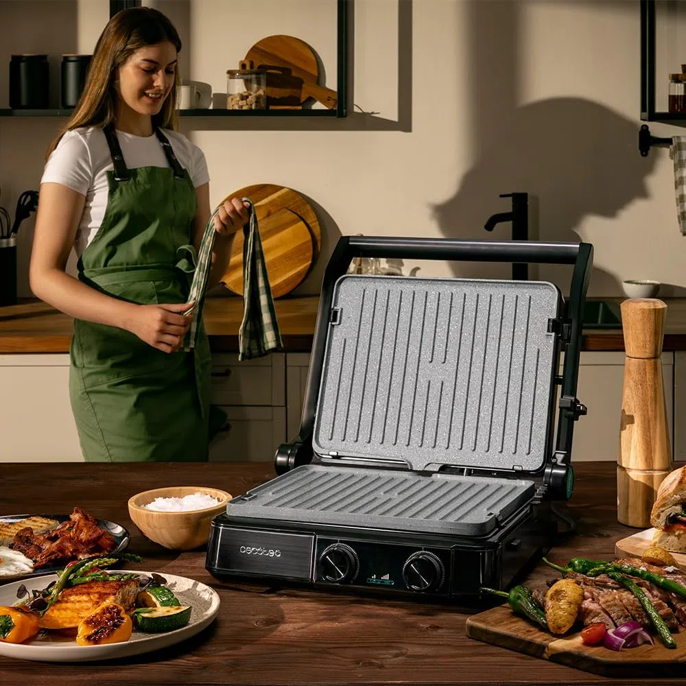 Cecotec Griglia Elettrica con Grill Rock’nGrill 2200 Dual. 2200W, Apertura 180º, Dual Temp, Rivestimento Antiaderente RockStone, Piastre Reversibili, Raccogli Grassi, Indicatore Luminoso, 29x23cm