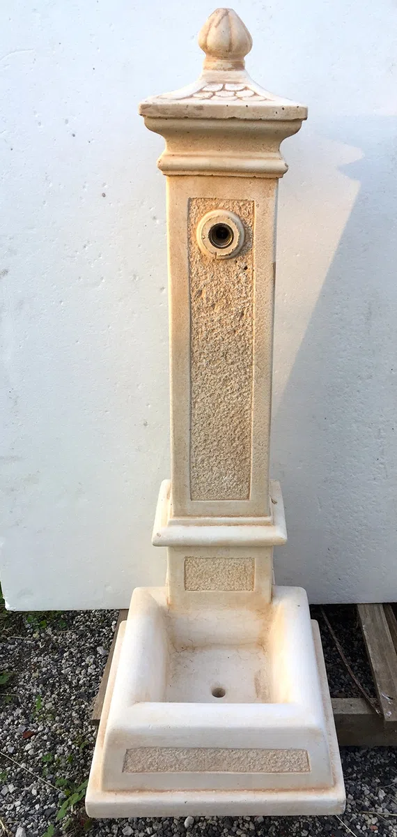 FONTANA IN CEMENTO, MISURE: 82X28 CM., COLORE: NATURAL, BROWN